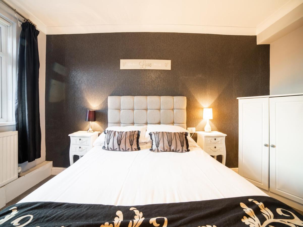 The Traxx Hotel Μπάνγκορ Εξωτερικό φωτογραφία